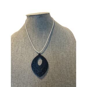 black teardrop pendant necklace